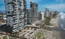 Vue aérienne des dégâts causés par l'ouragan Otis à Acapulco, Mexique, le 28 octobre 2023