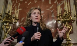 La ministre de la Justice Nicole Belloubet s'adresse aux journalistes après une réunion avec le personnel pénitentiare, le 22 janvier 2018 au ministère de la Justice à Paris