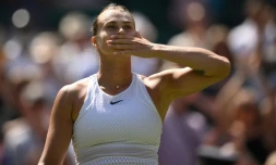 La Bélarusse Aryna Sabalenka après savictoire contre la Française Varvara Gracheva à Wimbledon, le 7 juillet 2023