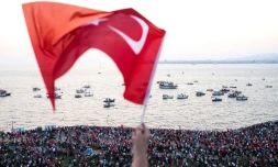 Un rassemblement à Izmir après le Coup d'Etat avorté du 15 juillet 