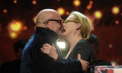 Le réalisateur italien Gianfranco Rosi et la présidente du jury de la Berlinale, Meryl Streep, à Berlin le 20 février 2016