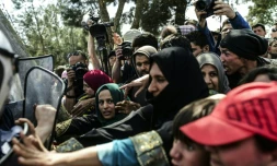 Incidents entre policiers et migrants le 7 avril 2016 à Idomeni en Grèce