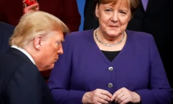 La chanceliÚre allemande Angela Merkel (d)et le président américain Donald Trump, lors d'un sommet de l'Otan à Watford, le 4 décembre 2019 au Royaume-Uni