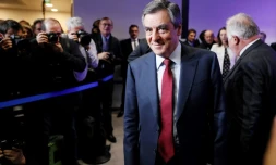 François Fillon à son arrivée aux vaeux à la presse le 10 janvier 2017 à Paris