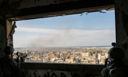 Photo fournie par l'armée israélienne montrant des soldats israéliens dans la bande de Gaza le 9 février 2004