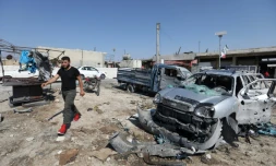 Destructions dans la ville de Saraqeb dans la province syrienne d'Idleb (nord-ouest) aprÚs des raids du régime, le 26 juillet 2019