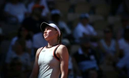 La Kazakhstanaise Elena Rybakina lors de sa défaite au 2e tour de Roland-Garros contre l'Ukrainienne  Yuliia Starodubtseva, le 27 mai 2026