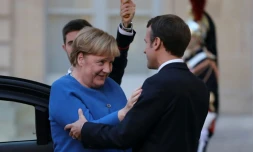 Le président français Emmanuel Macron et la chancelière allemande  Angela Merkel à l'Elysée le 13 octobre 2019