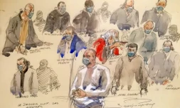 Un croquis d'audience réalisé le 14 décembre 2020 montre Ali Riza Polat (c), principal accusé au procÚs des attentats de janvier 2015