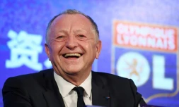 Le président de l'OL Jean-Michel Aulas en conférence de presse après la signature du partenariat avec les Chinois de IDG Capital, le 13 décembre 2016 à Pékin