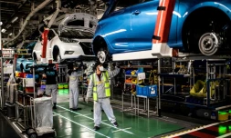 Assemblage d'une Renault Zoé à l'usine de Flins-sur-Seine, le 6 mai 2020
