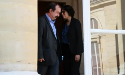 Philippe Martinez et  Myriam El Khomri à l'issue de leur rencontre le 17 juin 2016 au ministère du Travail à Paris