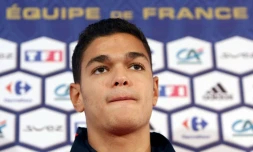 L'attaquant de l'équipe de France Hatem Ben Arfa en conférence de presse, le 10 octobre 2007 à Clairefontaine