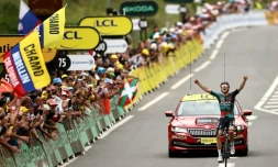 Jai Hindley à l'arrivée de la 5e étape du Tour de France, le 5 juillet 2023 à Laruns: l'Australien de la Bora-Hansgrohe a fait coup double, remportant l'étape et s'installant en tête du classement général