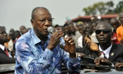 Le président guinéen sortant e Alpha Condé en campagne le 9 octobre 2015 à Conakry