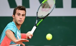Hugo Gaston lors de sa victoire au 2e tour de Roland-Garros contre le Japonais Yoshihito Nishioka le 30 septembre 2020 à Paris