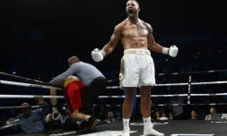 Le poids lourd français Tony Yoka vainqueur de l'Allemand Alexander Dimitrenko à Antibes le 13 juillet 2019