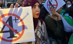 Des étudiants manifestent contre l'extension du quatrième mandat d'Abdelaziz Bouteflika, le 12 mars 2019 à Alger