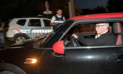 Les parents d'Alexia Daval arrivent à la reconstitution judiciaire du meurtre de leur fille, à Gray-la-Ville, le 17 juin 2019