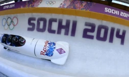 Le bob à 4 d'Aleksandr Zubkov, le 23 février 2014 lors des Jeux de Sotchi