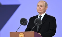 Le président russe Vladimir Poutine lors d'un discours au salon international de l'armement à Koubinka, dans la région de Moscou, le 15 août 2022 