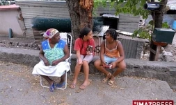 Les marmailles sur le terrain