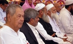 Jeudi 5 mars 2008 : Paul Vergès au Gudjarat