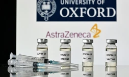 Le vaccin contre le Covid-19 développé par le laboratoire britannique AstraZeneca et l'université d'Oxford, le 17 novembre 2020 à Londres