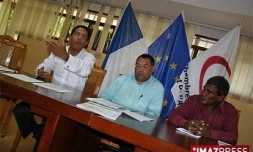 Lundi 9 Mars 2009
Les présidents des 3 chambres consulaires s'opposent à l'augmentation de 200? pour les bas salaires pour les TPE/PME