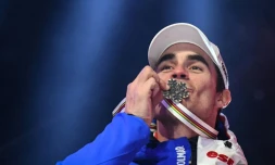 Le Français Johan Clarey, devenu à 38 ans le plus vieux médaillé de l'histoire des Mondiaux de ski alpin, en terminant 2e du super-G à Are, le 6 février 2019 