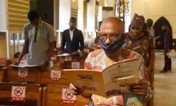 Dans une Ă©glise de Lagos le 9 aoĂ»t 2020, au Nigeria, oĂč les lieux de culte ont rouvert.