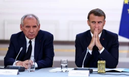 Le Premier ministre François Bayrou et le président Emmanuel Macron, le 12 juillet 2025 à l'Elysée, à Paris