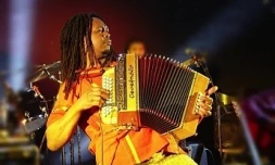 Le conteur malgache Rossy (Photo Secyl)