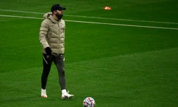 L'entraßneur argentin de l'Atlético de Madrid, Diego Simeone, durant un entraßnement de son équipe à Madrid, le 30 novembre 2020