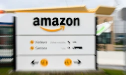 L'entrée d'un centre logistique d'Amazon à Lauwin-Planque en France
