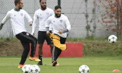 Sergi Darder, Alexandre Lacazette et Nabil Fekir, à l'entraînement de Lyon à la veille d'affronter la Juventus au Parc OL le 178 octobre 2016
