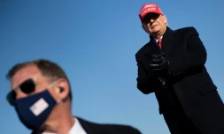 Le président américain Donald Trump participe à un meeting de campagne Make America Great Again à Dubuque, dans l'Iowa, le 1er novembre 2020