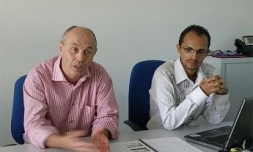 Eric Riou et Yannick Ansould lancent le service de gestion web CMSuite