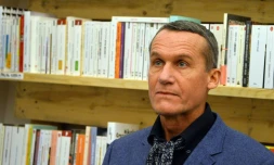 L'écrivain français d'origine russe Andreï Makine, à Bucarest en Roumanie, le 23 novembre 2013