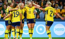 Les joueuses suédoises célÚbrent leur but, lors de la petite finale du Mondial féminin contre l'Australie, le 19 août, à Brisbane.