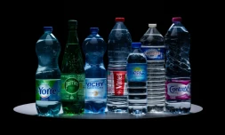 Des bouteilles d'eau de Nestlé Waters et Sources Alma, le 21 février 2024 à Paris