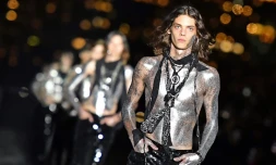 Les créations hommes de la collection printemps/été 2018 du designer belge Anthony Vaccarello pour Saint Laurent, présentée à New York le 6 juin 2018