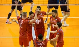 Les volleyeurs français fêtent un point face à la Finlande lors du tournoi de qualification olympique, le 7 janvier 2016 à Berlin