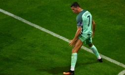 Cristiano Ronaldo, buteur pour le Portugal face au pays de Galles en demi-finale de l'Euro, le 6 juillet 2016 à Lyon