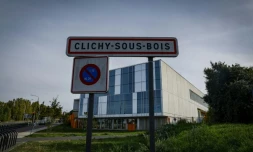 Le panneau de Clichy-sous-bois à l'entrée de la ville, le 16 octobre 2023 en Seine-Saint-Denis