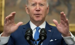 Le président Joe Biden annonçant une rallonge budgétaire massive pour l'Ukraine, jeudi 28 avril 2022 à la Maison Blanche