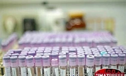 Le laboratoire de biologie du CHD de Bellepierre (Saint-Denis)