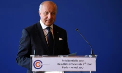 Le président du Conseil constitutionnel Laurent Fabius proclame officiellement l'élection d'Emmanuel Macron à la présidence de la République, le 10 mai 2017 à Paris