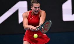 La Bélarusse Aryna Sabalenka contre l' Ukrainienne Lesia Tsurenko au 3e tour de l'Open d'Australie le 19 janvier 2024 à Melbourne