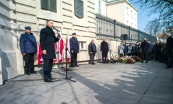 Le président polonais Andrzej Duda s'exprime lors d'une cérémonie marquant le 50è anniversaire de la révolte étudiante à l'université de Varsovie le 8 mars 2018